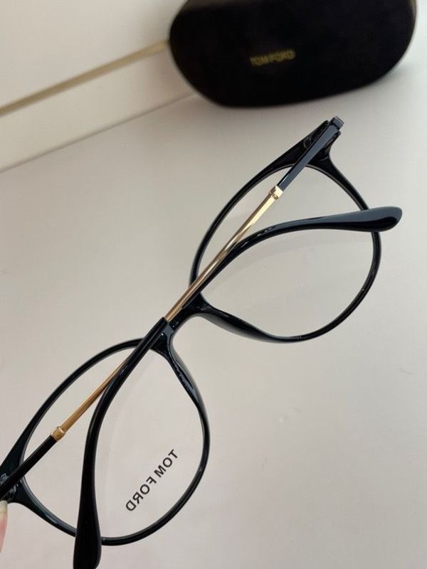 Tom Ford Plain Glass Spectacles(High Quality)-356