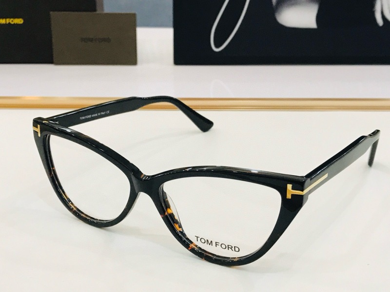Tom Ford Plain Glass Spectacles(High Quality)-425