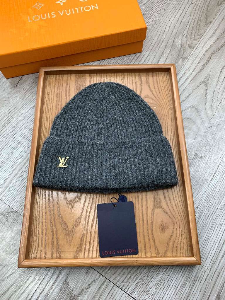 LV Beanies-052