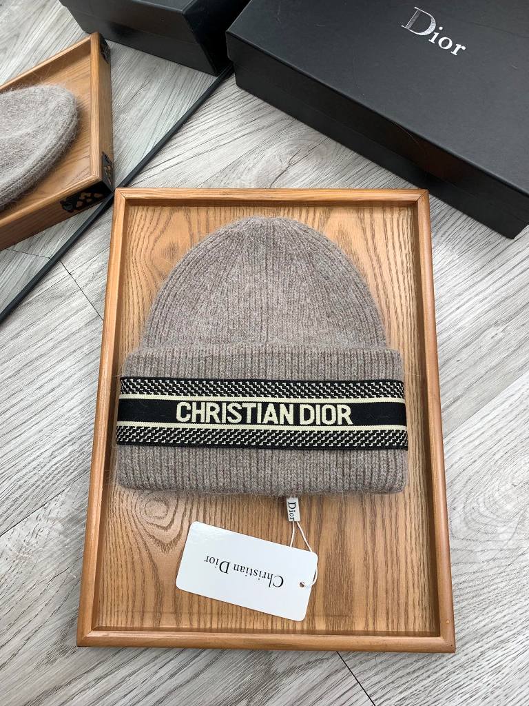 Dior Beanies-027