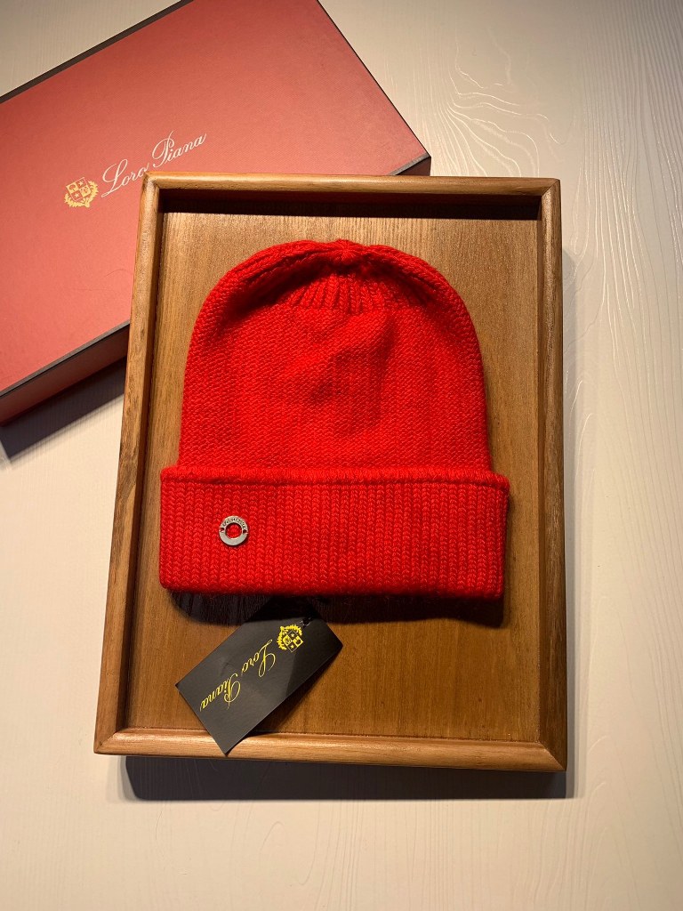 Loro Piana Beanies-007