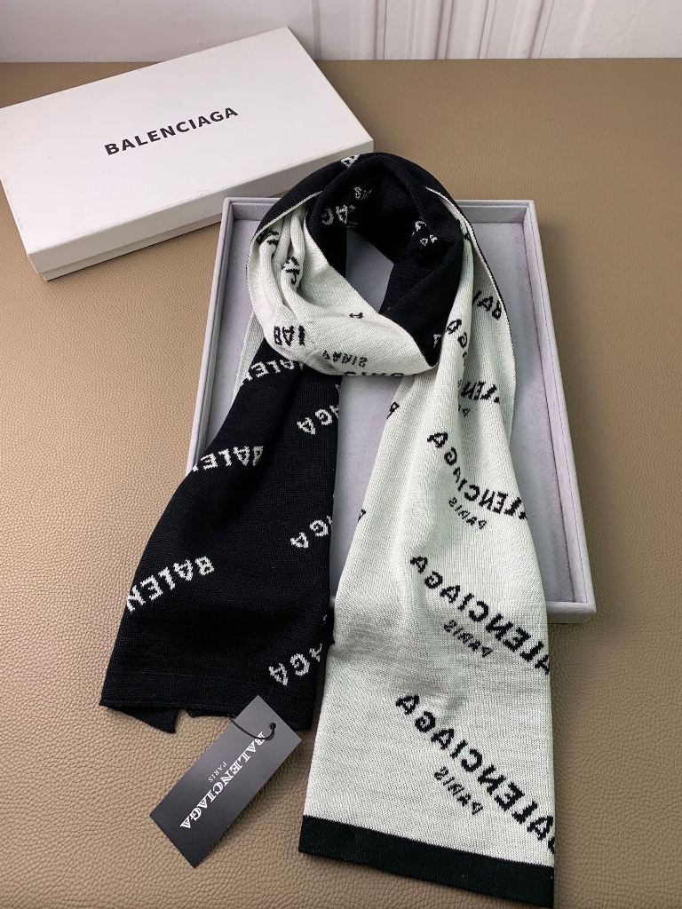 Balenciaga Wool Scarf-004