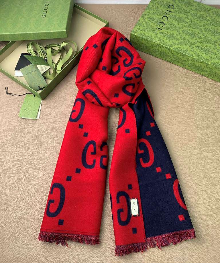 Gucci Wool&Silk Scarf-036