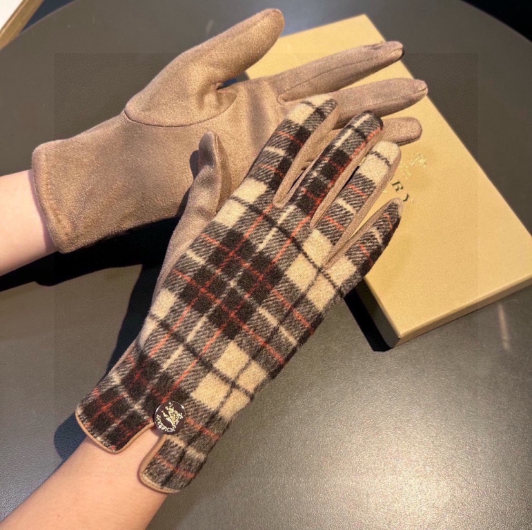 Burberry Gloves(AAA)-033