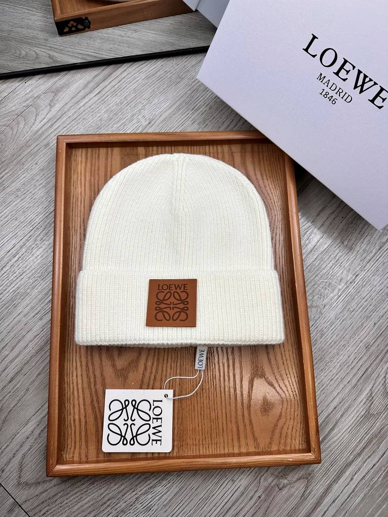 Loewe Beanies-043