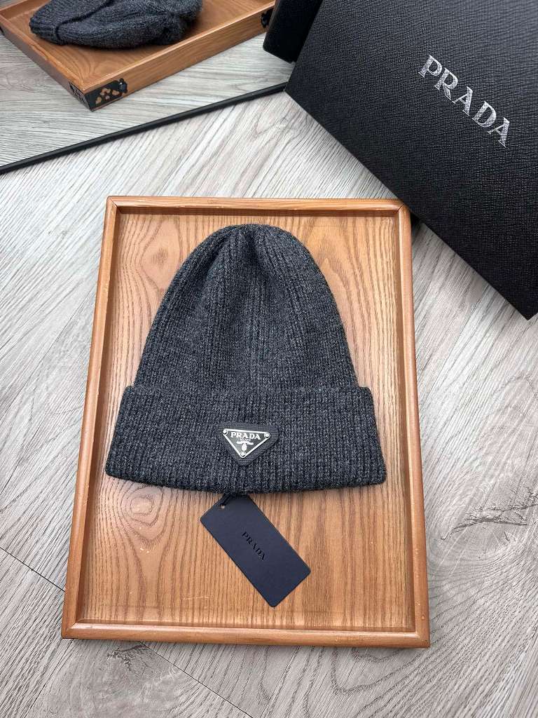 Prada Beanies-061
