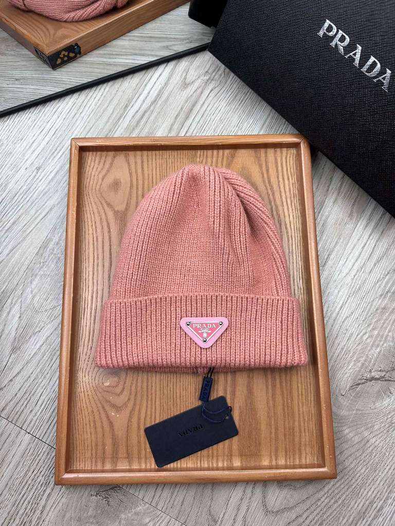 Prada Beanies-059