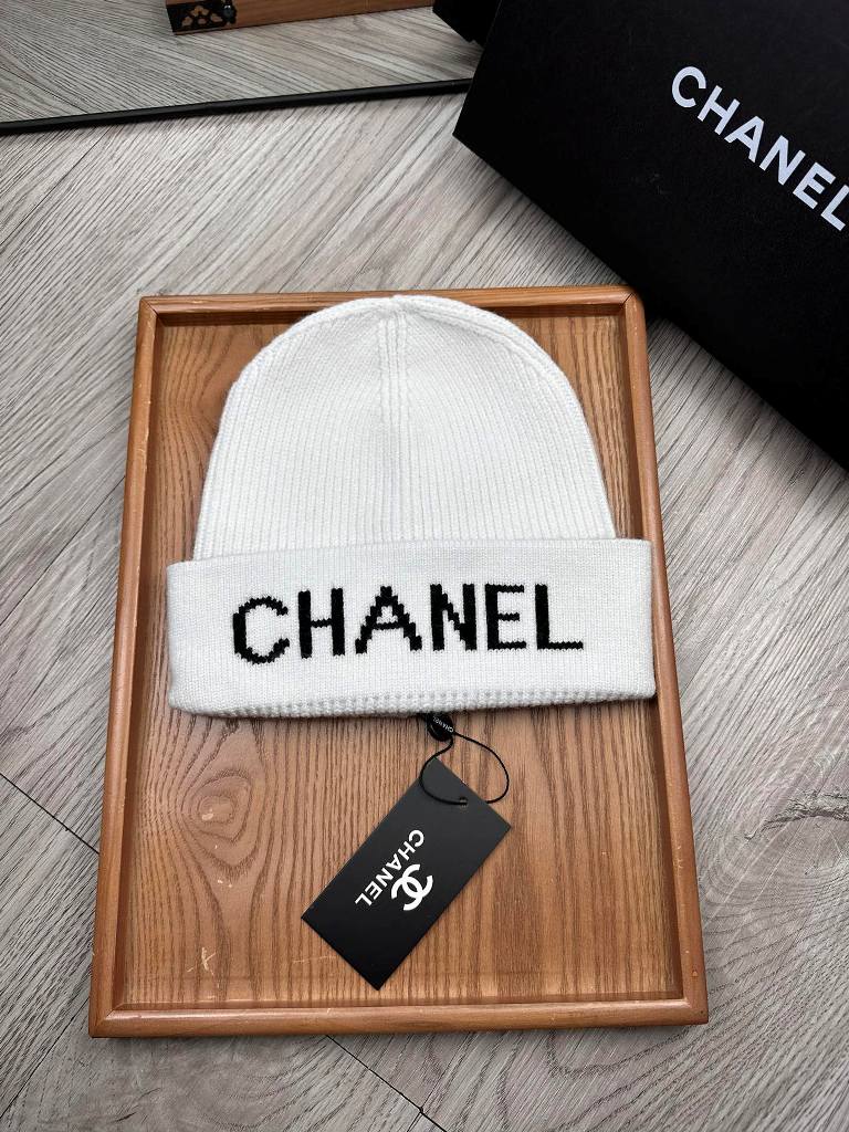 Chanel Beanies-150