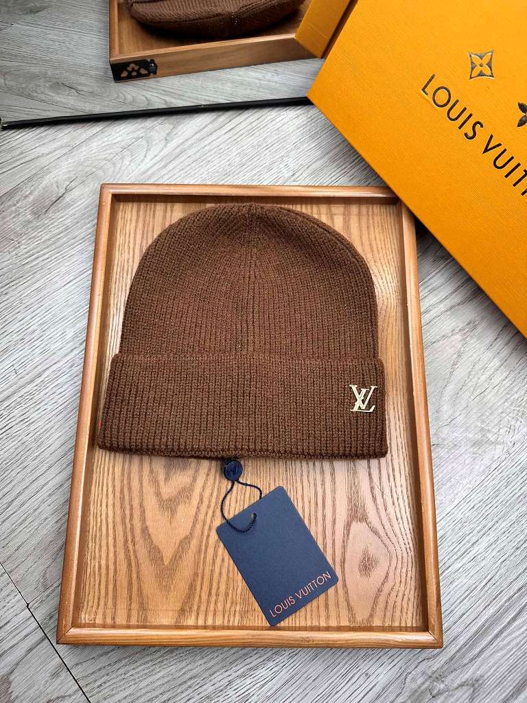 LV Beanies-035