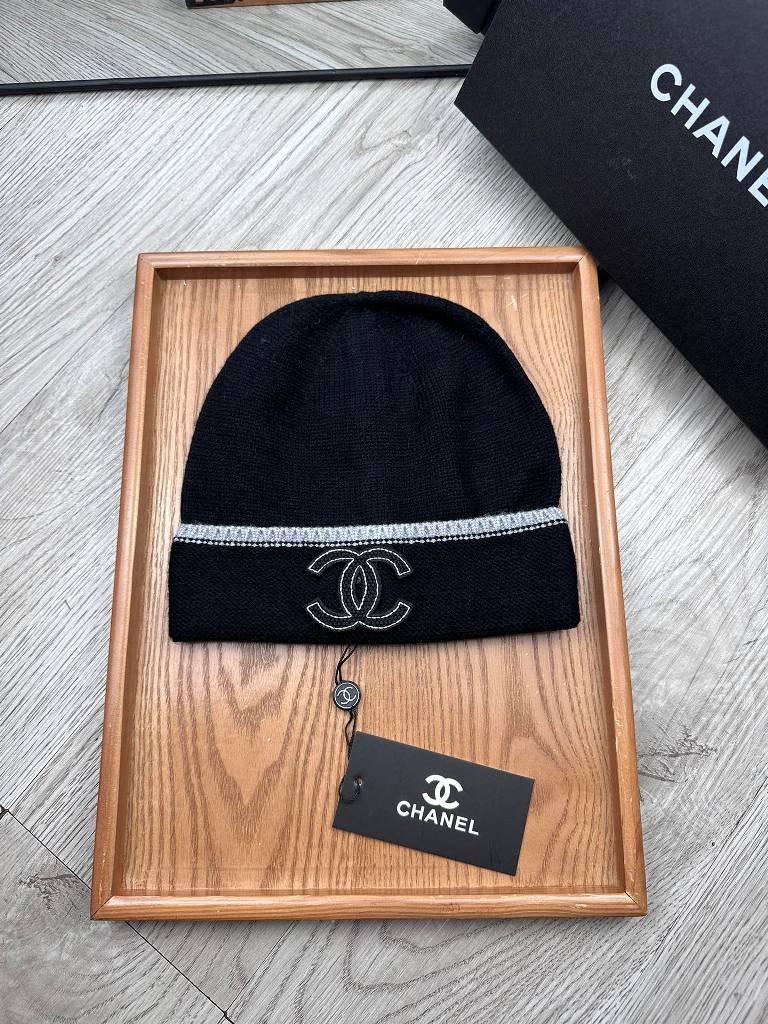 Chanel Beanies-148
