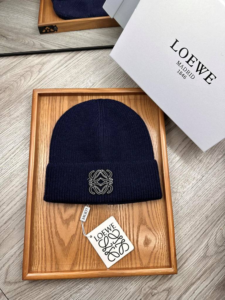 Loewe Beanies-036