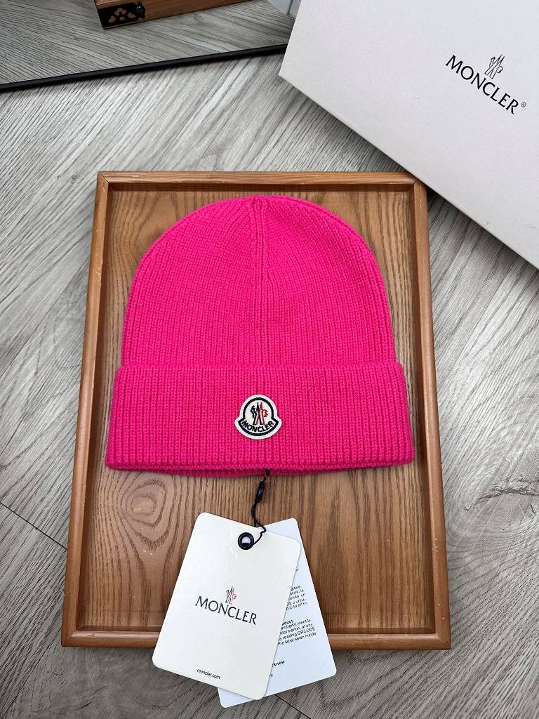 Moncler Beanies-158