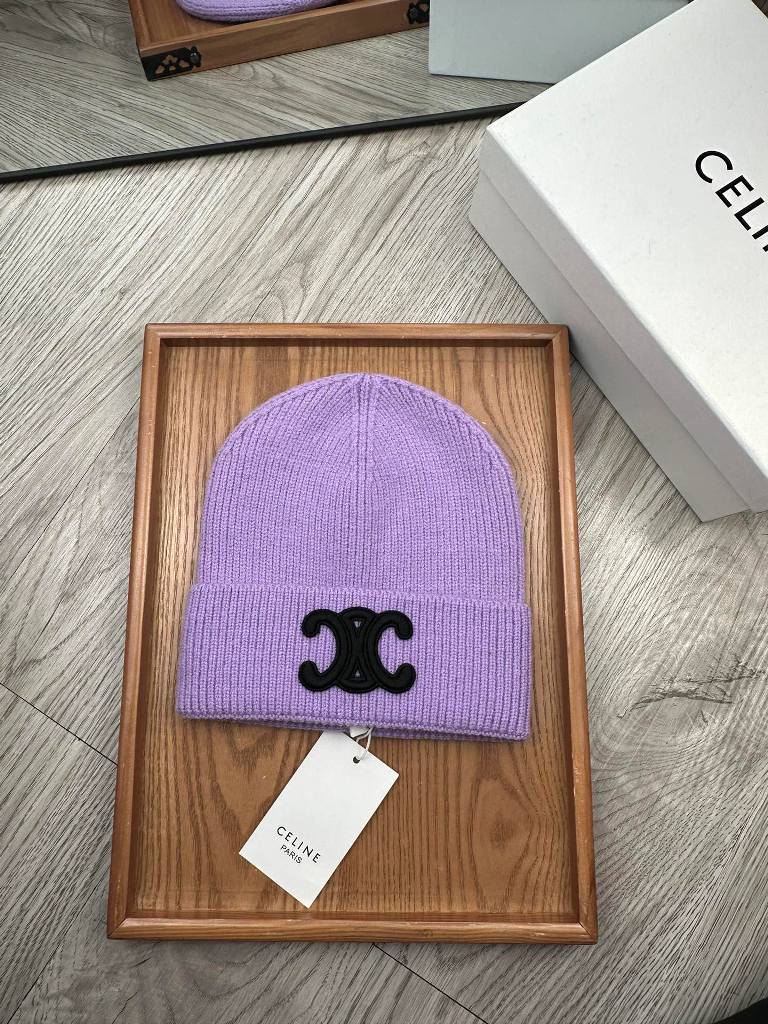 Celine Beanies-058