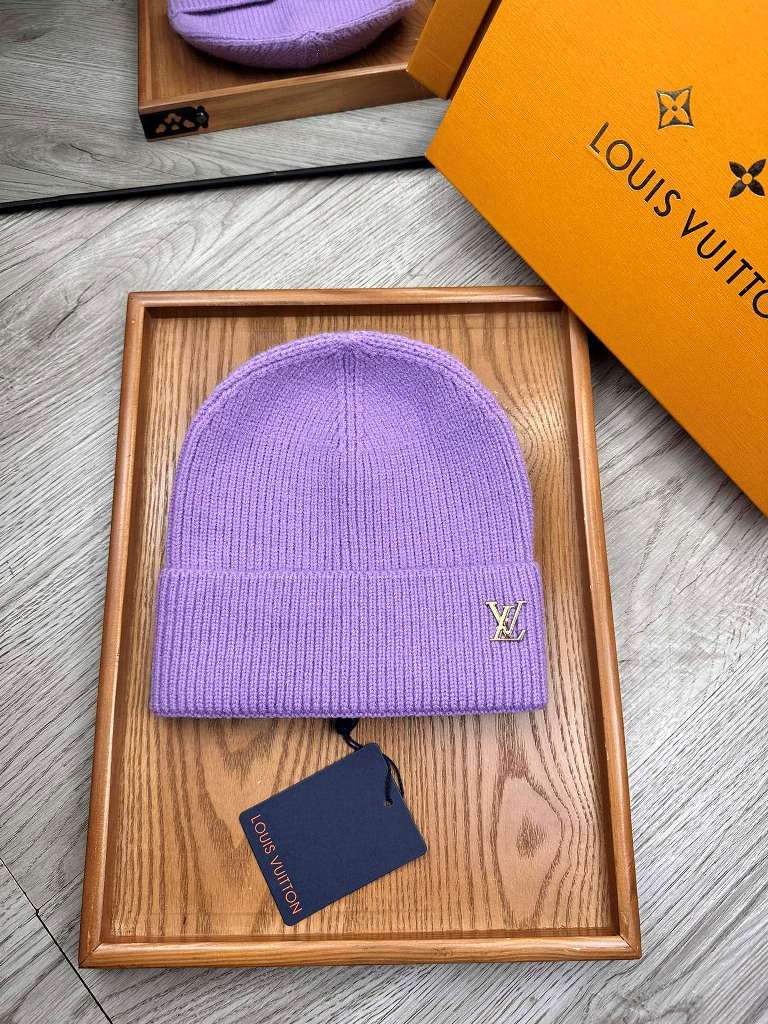 LV Beanies-031