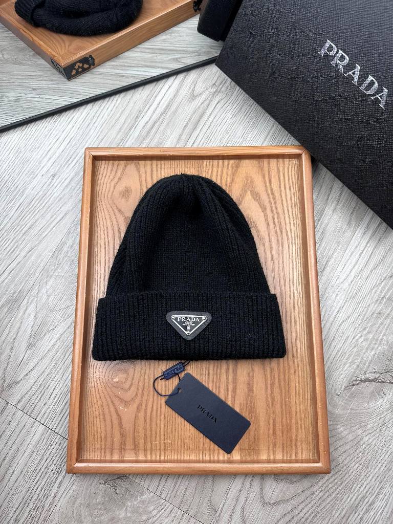 Prada Beanies-051