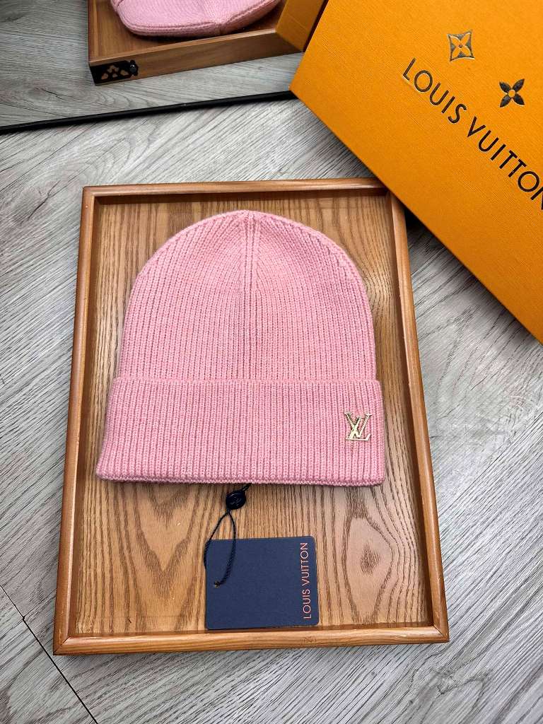 LV Beanies-030