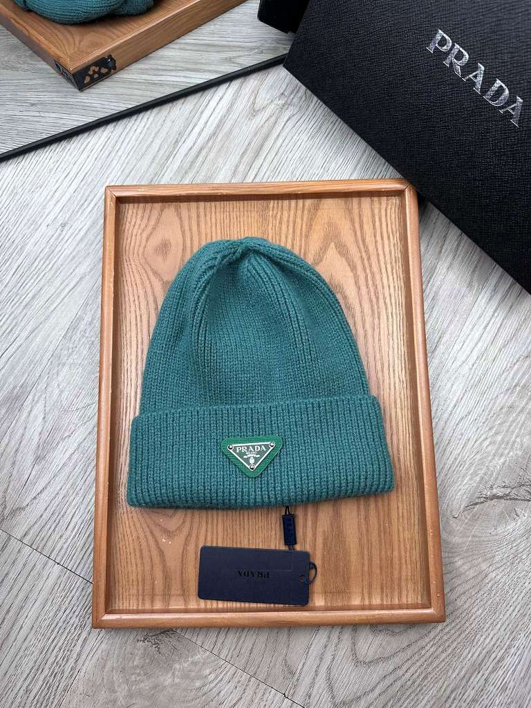 Prada Beanies-050