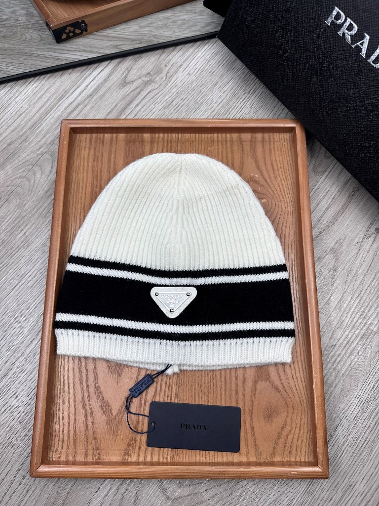 Prada Beanies-048