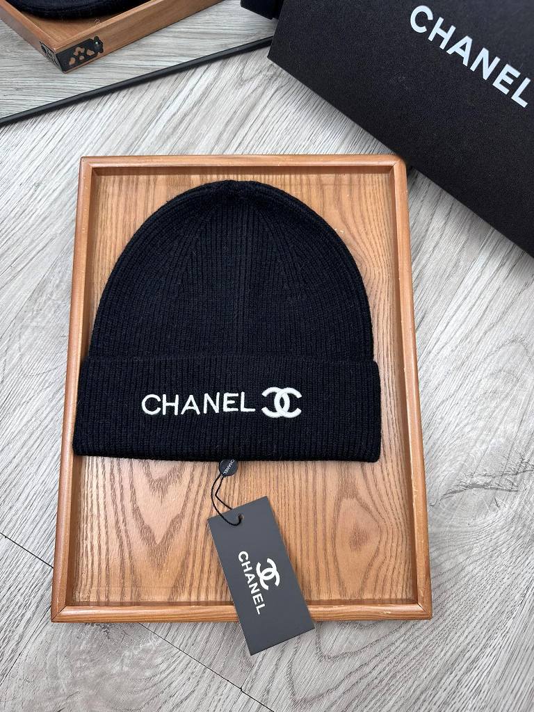 Chanel Beanies-134