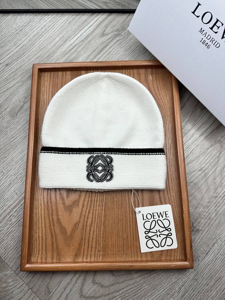 Loewe Beanies-022
