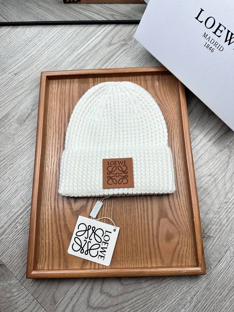 Loewe Beanies-019