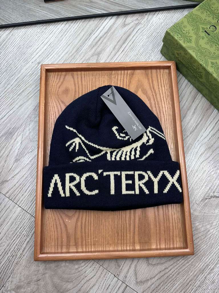Arc Teryx Beanies-007
