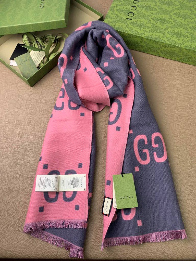 Gucci Wool&Silk Scarf-033