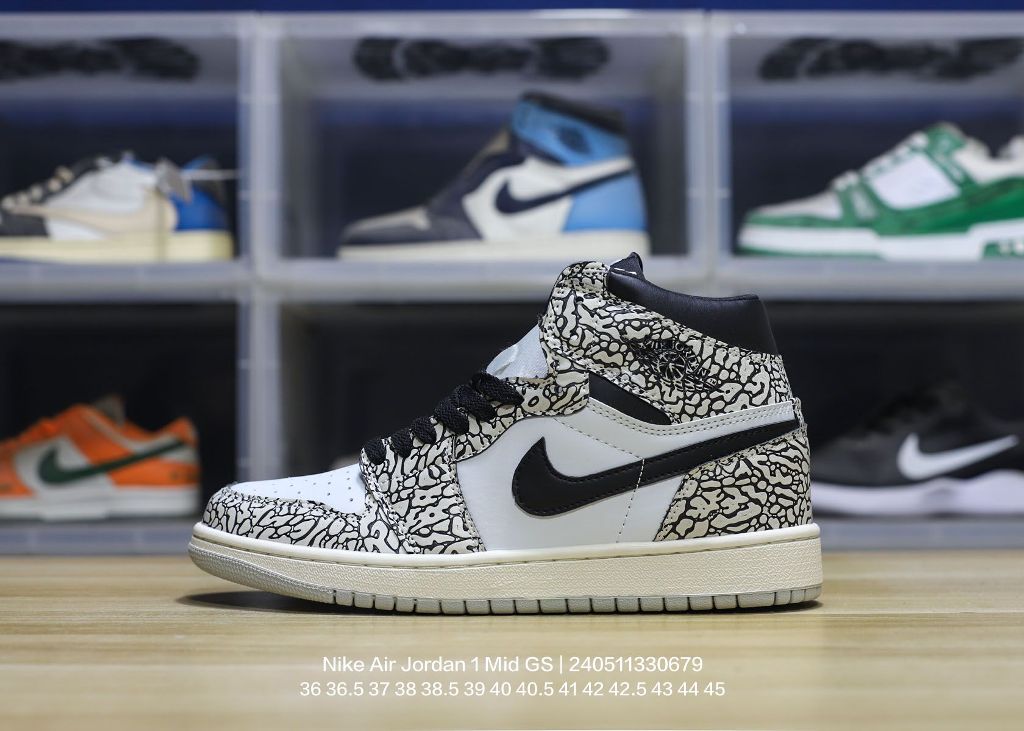Air Jordan 1 Mid GS-002