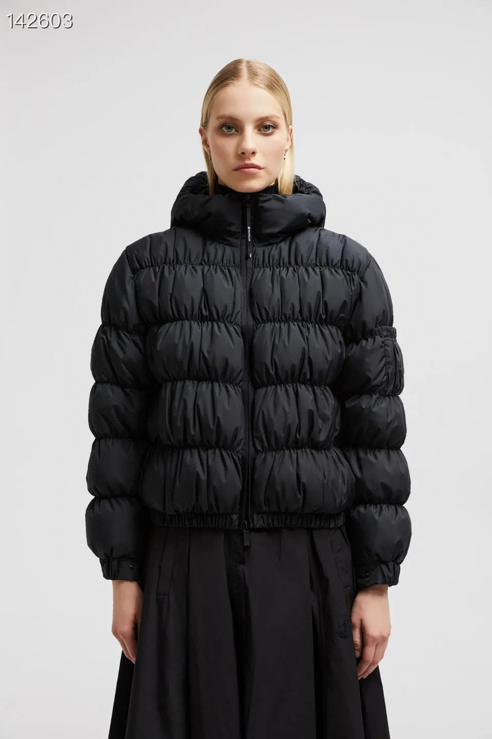 Moncler Down Jacket(w)-003