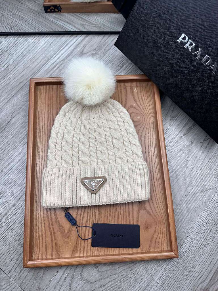 Prada Beanies-046