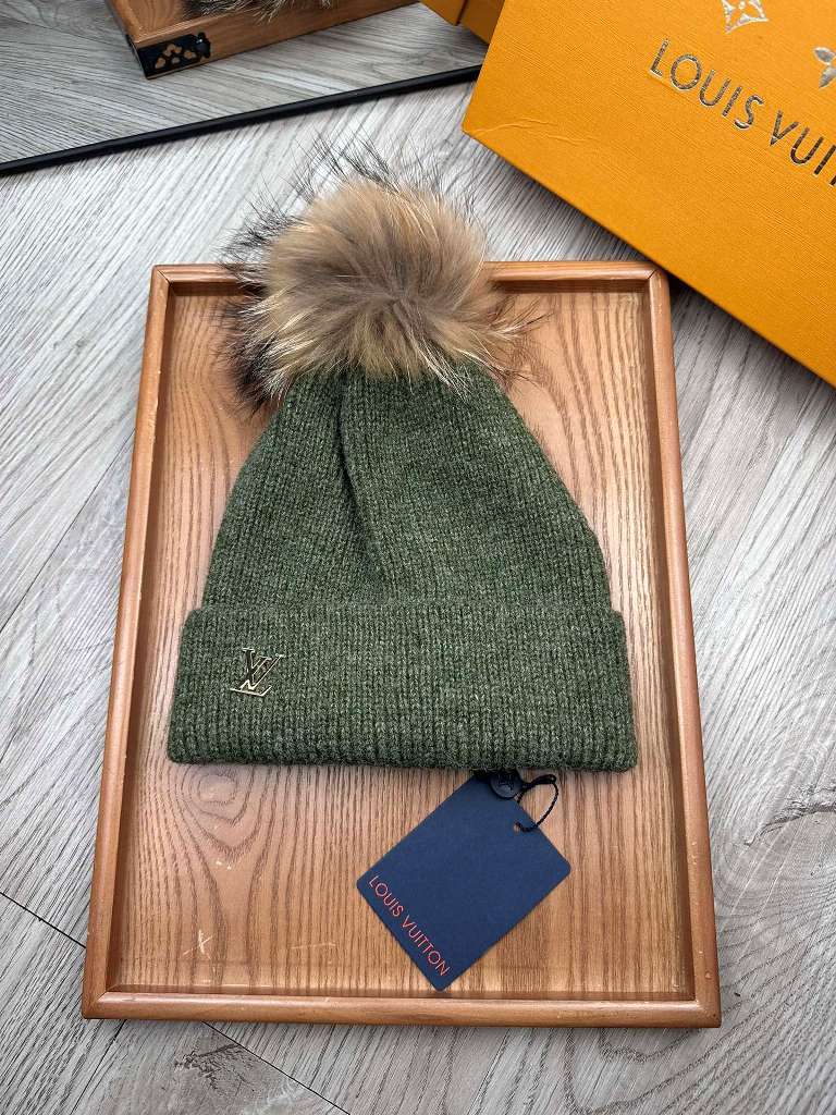 LV Beanies-016