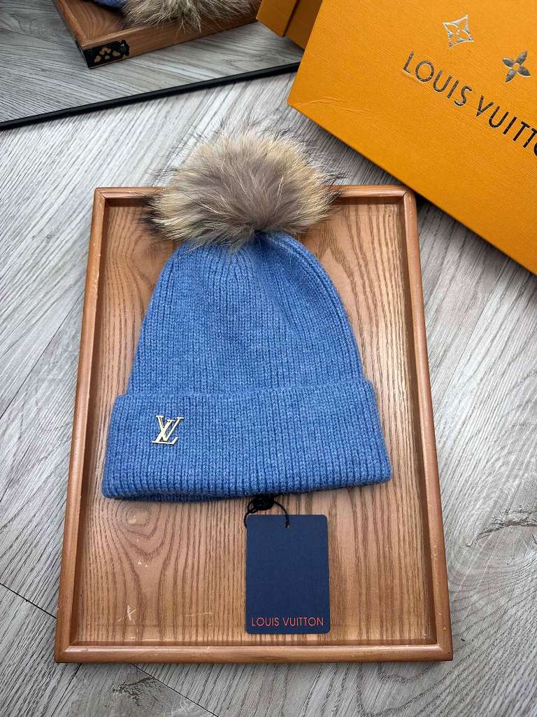 LV Beanies-015