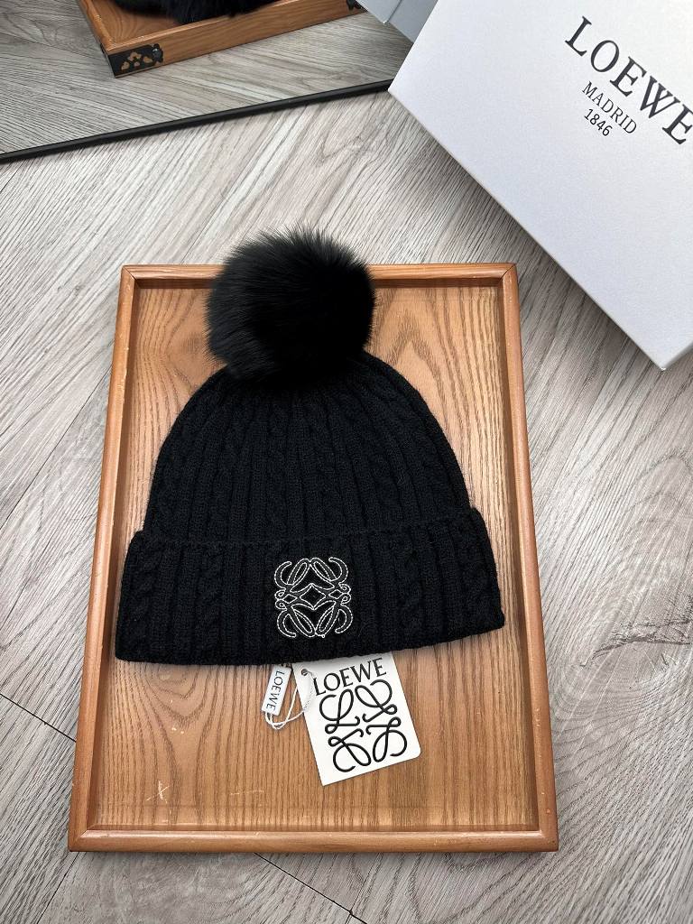 Loewe Beanies-006