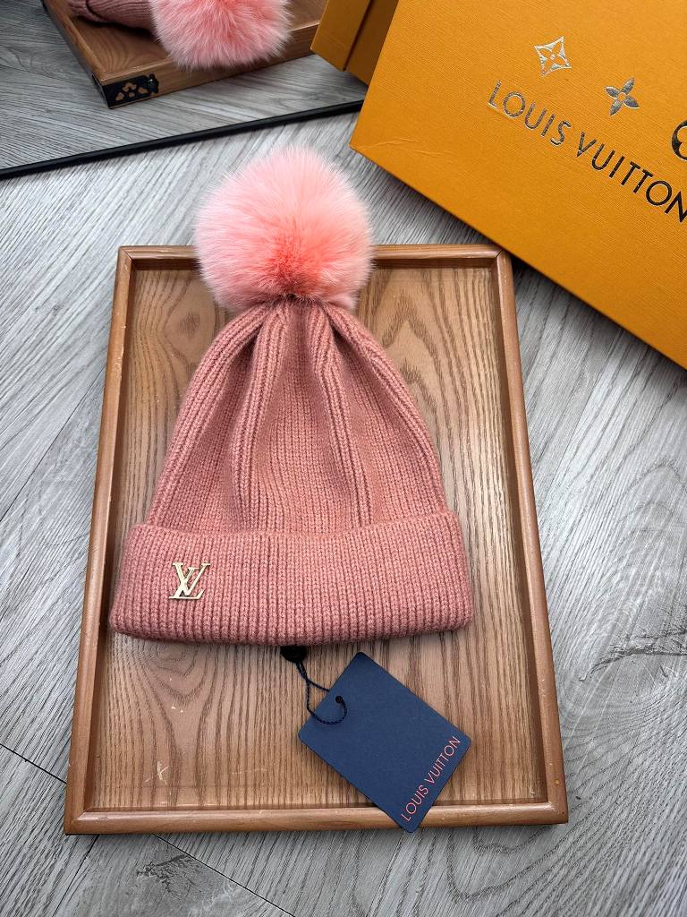 LV Beanies-013