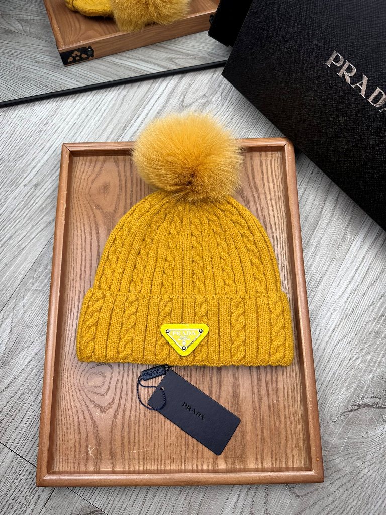 Prada Beanies-041