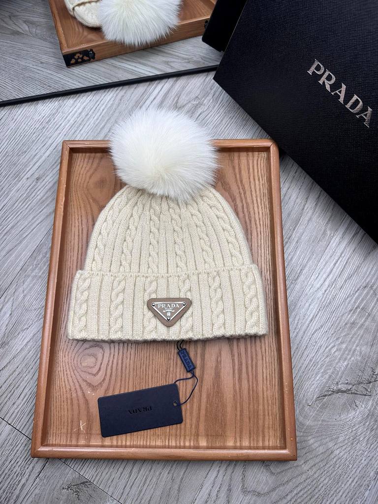 Prada Beanies-040