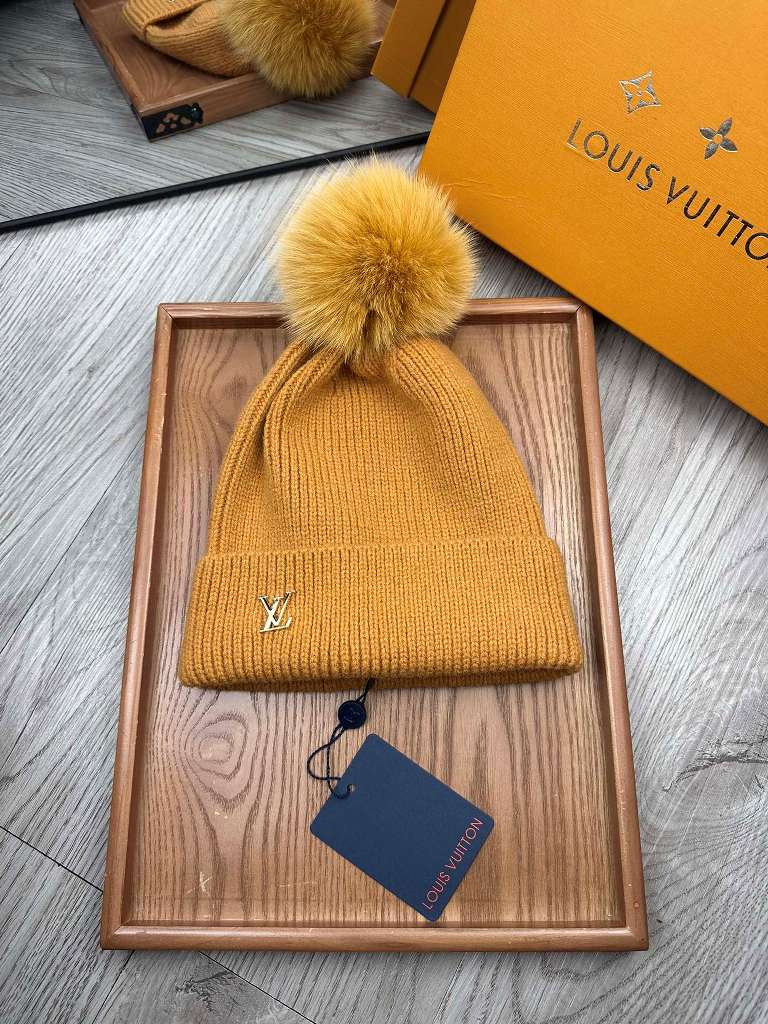 LV Beanies-009