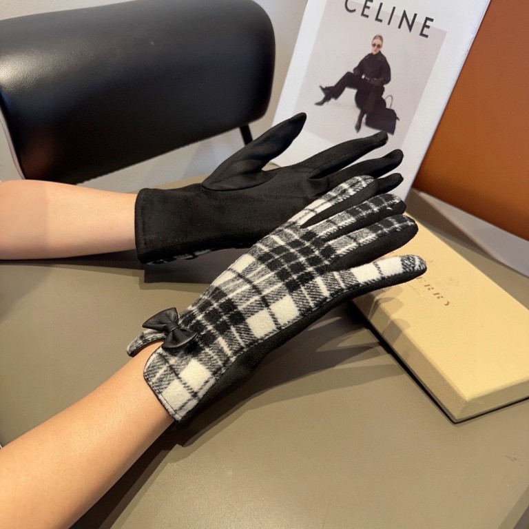Burberry Gloves(AAA)-032