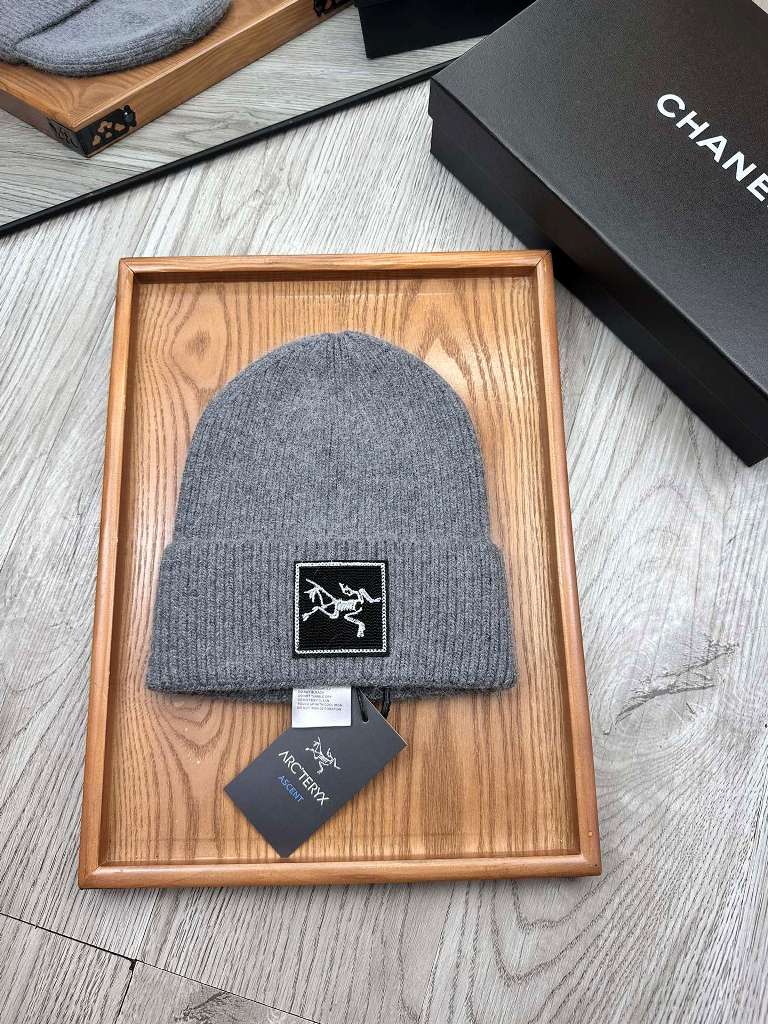 Arc Teryx Beanies-006