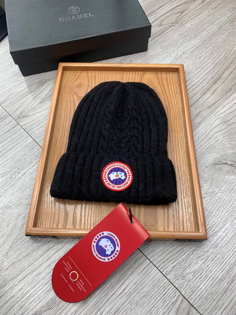 Canada Goose Beanies-016