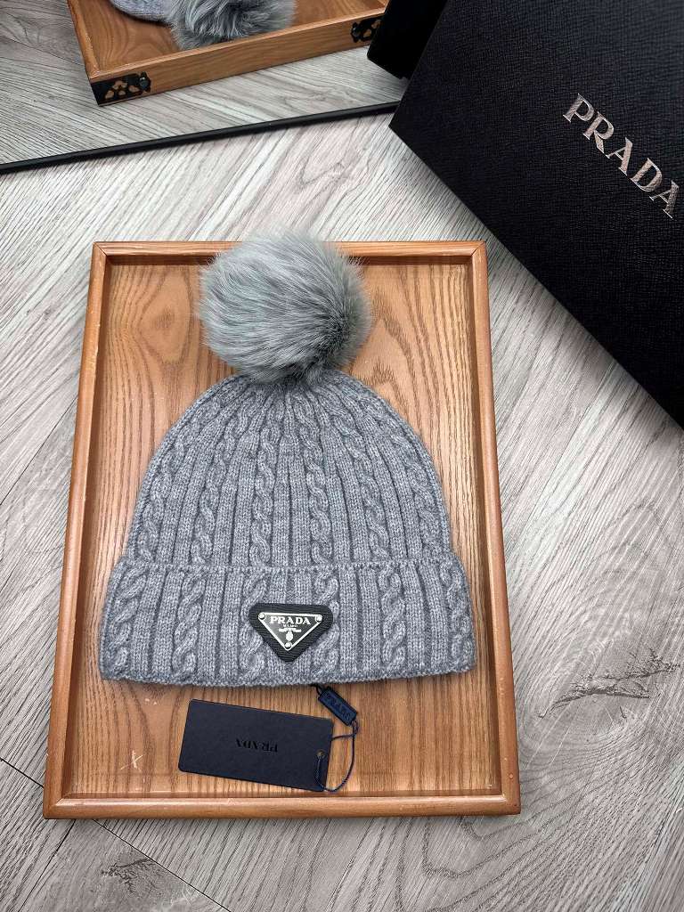 Prada Beanies-038