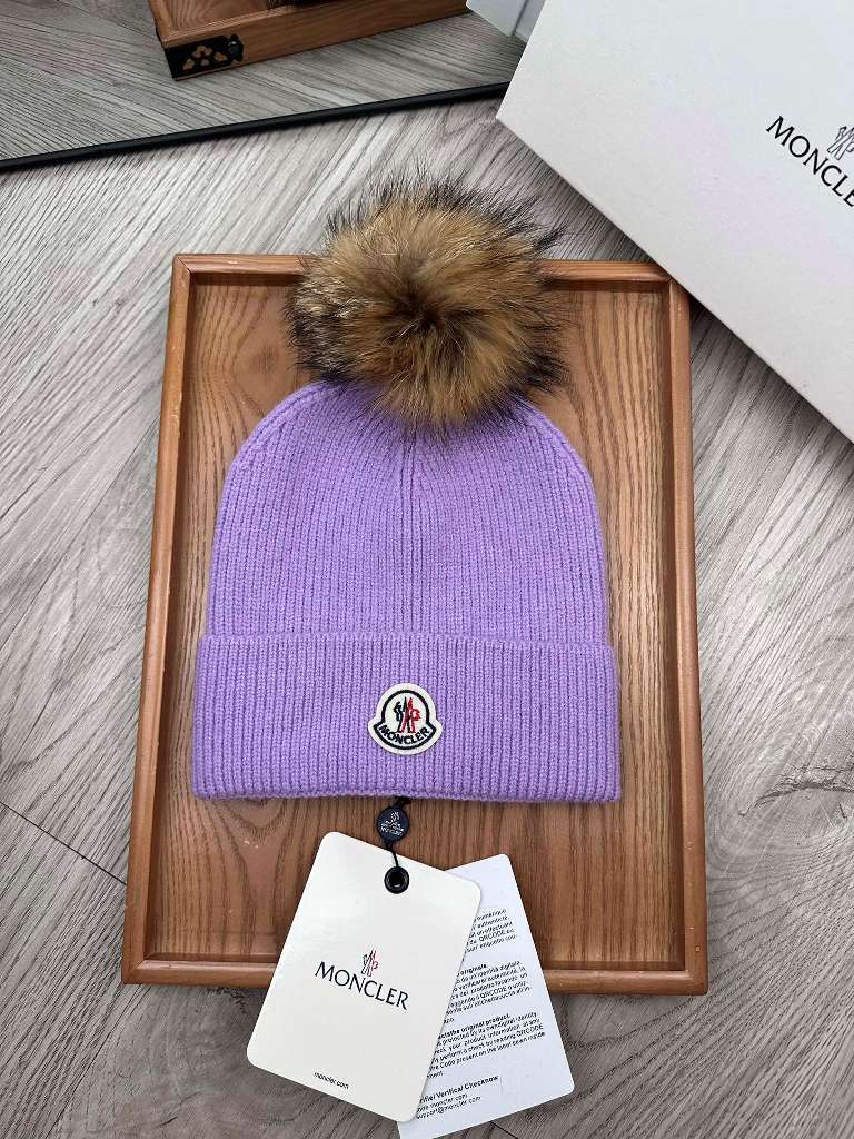 Moncler Beanies-143