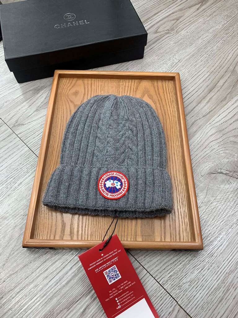 Canada Goose Beanies-013