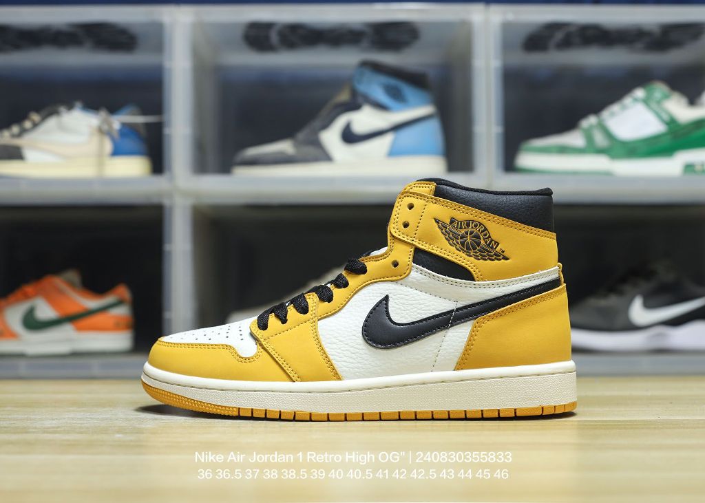 Air Jordan 1 Retro High OG-011
