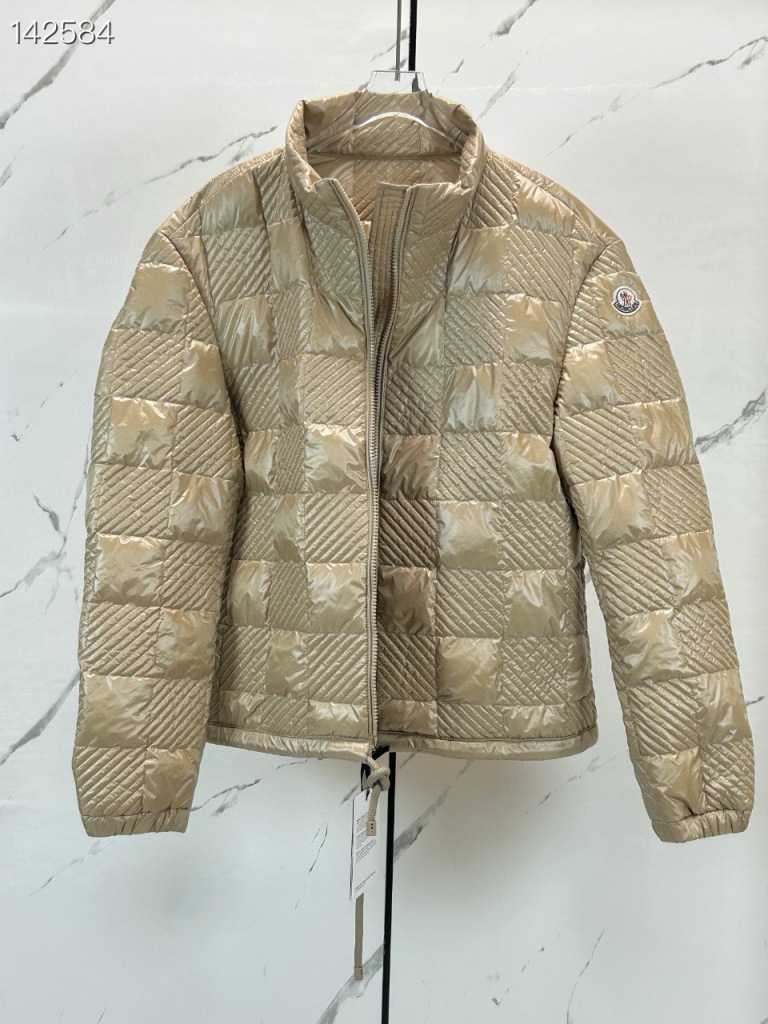 Moncler Down Jacket(w)-007