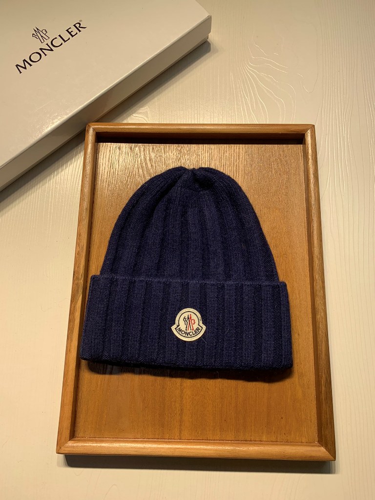 Moncler Beanies-134