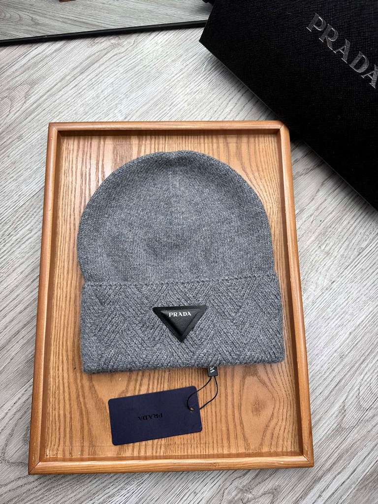 Prada Beanies-033
