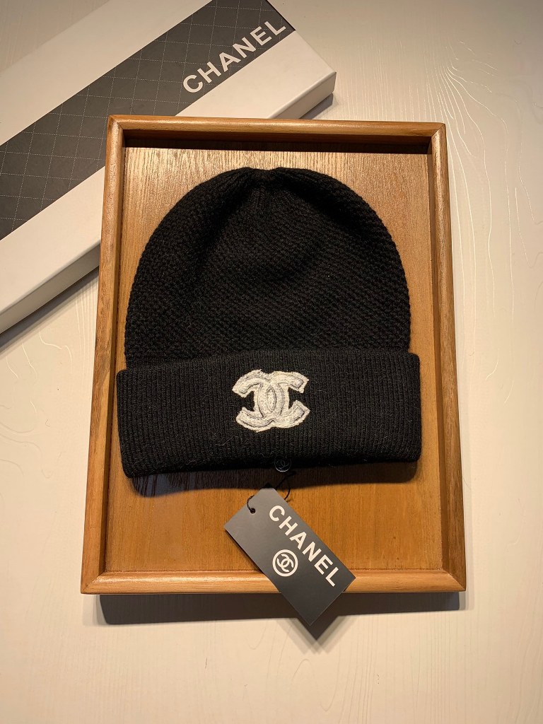 Chanel Beanies-114