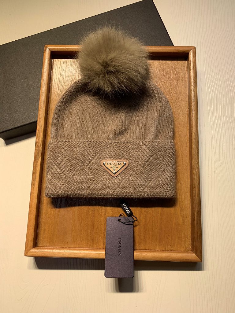 Prada Beanies-015