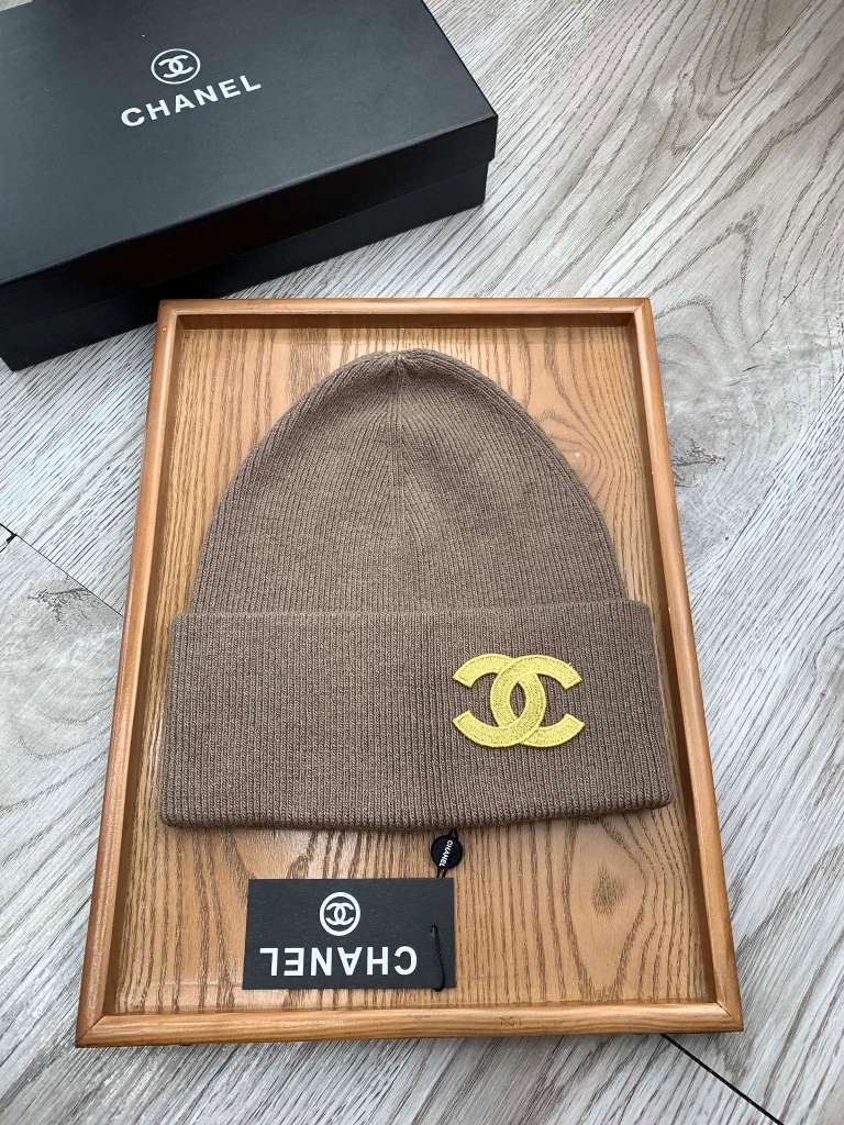 Chanel Beanies-096